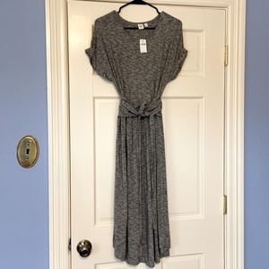 Gap Short Sleeve Dress with long wrap ties